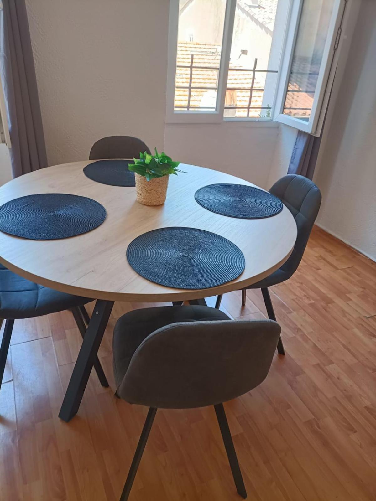 Cosy Fesch Street Apartment: Ajaccio Hideaway Apartment